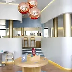 Medium Park Hotel