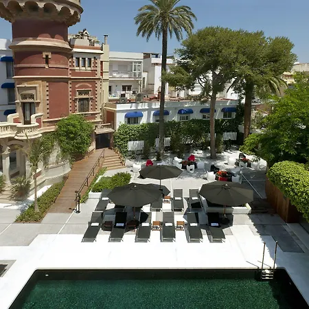 Medium Park Hotel